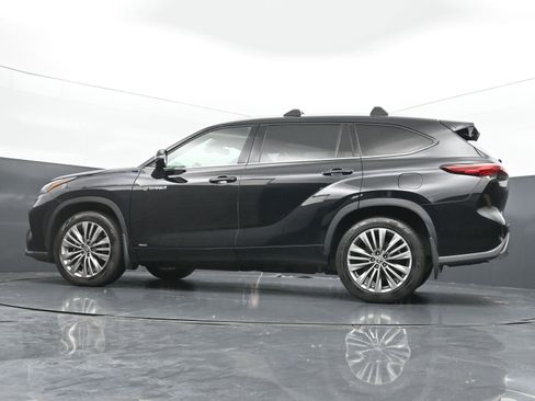 Used 2020 Toyota Highlander Platinum AWD/4WD image 37