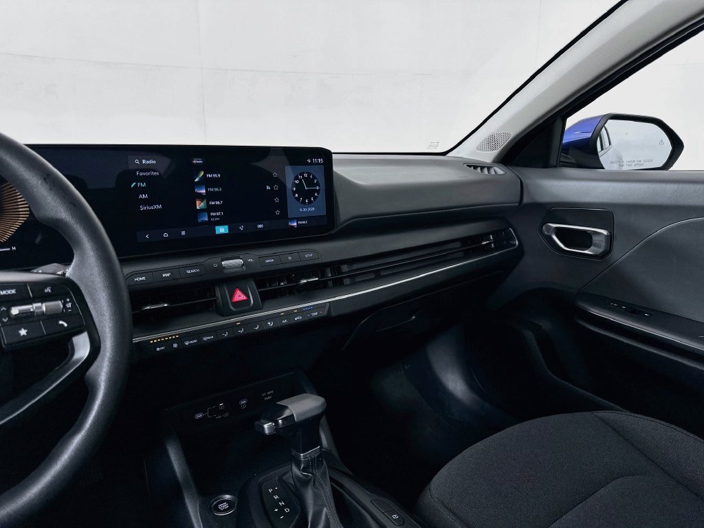 Used 2025 Kia K4 FWD image 21