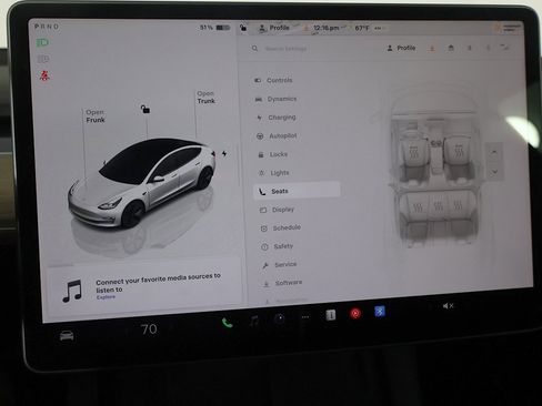 Used 2022 Tesla Model 3 Standard Range image 41
