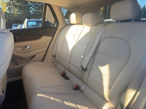 Used 2022 Mercedes-Benz GLC 300 4MATIC image 26
