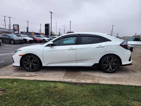 Used 2017 Honda Civic Sport Touring image 8