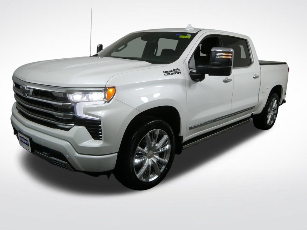 Used 2024 Chevrolet Silverado 1500 High Country w/ High Country Premium Package AWD/4WD image 9