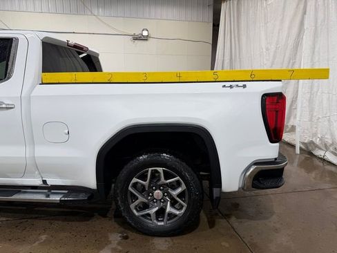 Used 2023 GMC Sierra 1500 SLT w/ SLT Convenience Package image 11