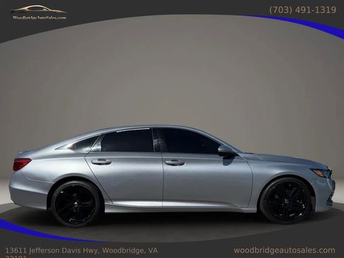 Used 2020 Honda Accord Sport image 2