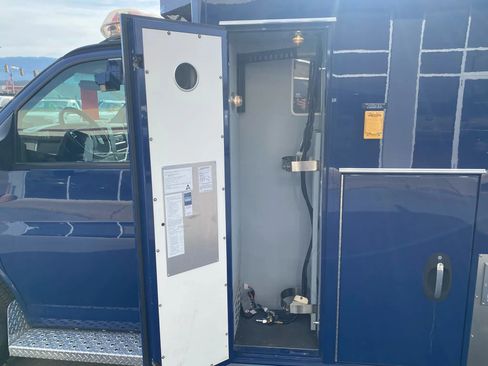 Used 2013 Chevrolet Express 3500 w/ Ambulance Package image 35