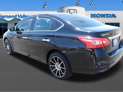 Used 2018 Nissan Sentra SV FWD image 4