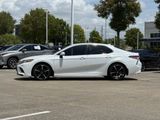 Used 2019 Toyota Camry XSE image 3