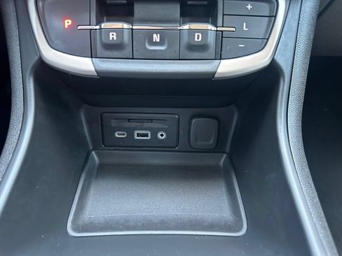 Used 2024 GMC Terrain Denali w/ Denali Premium Package AWD/4WD image 6
