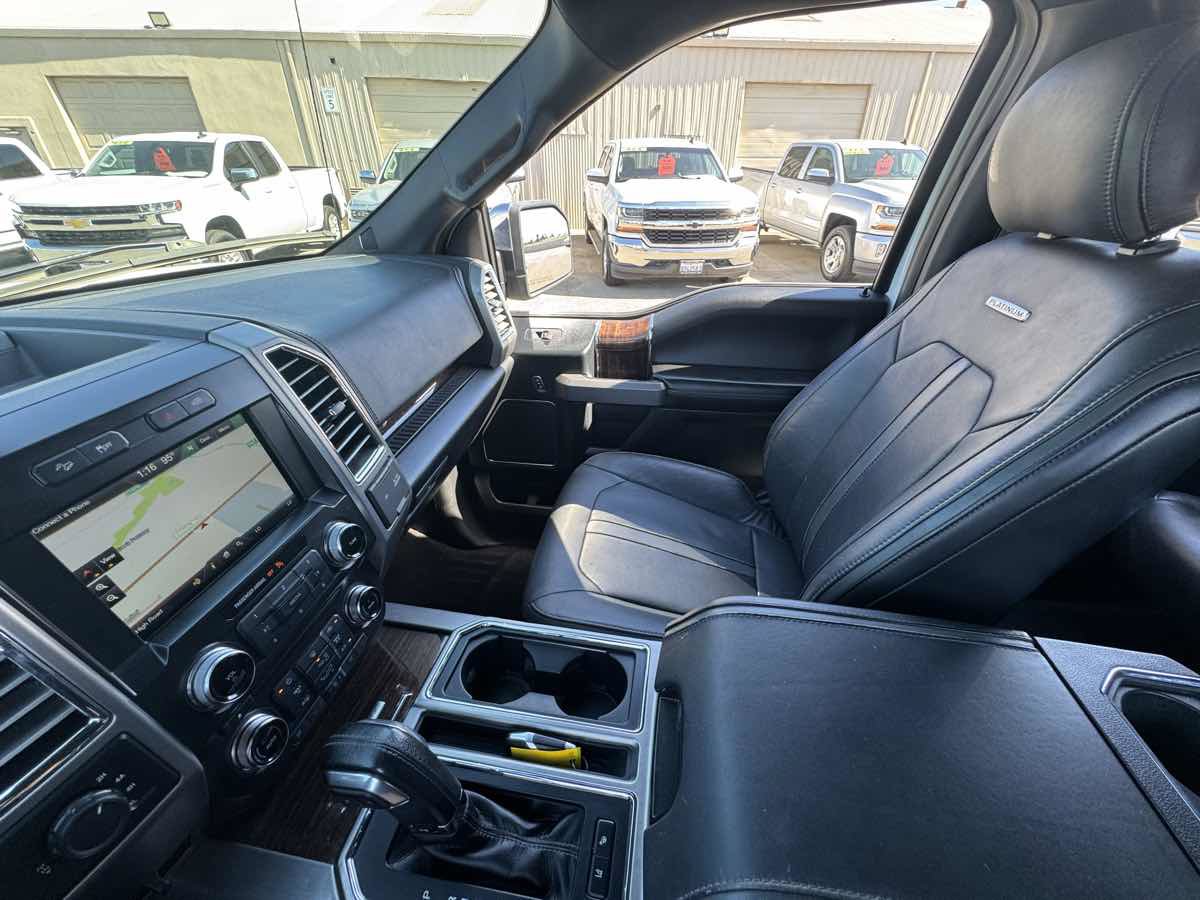 Used 2015 Ford F150 Platinum w/ Equipment Group 701A Luxury AWD/4WD image 37