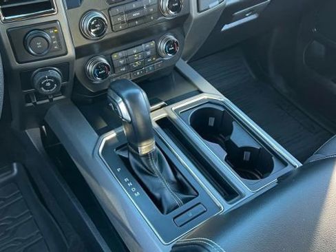 Used 2019 Ford F150 Raptor w/ Equipment Group 802A Luxury image 35