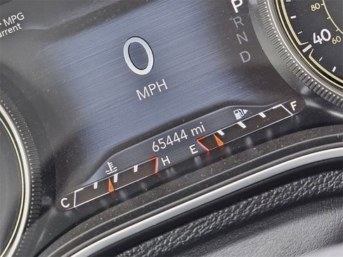 Used 2023 Jeep Cherokee Altitude Lux image 12