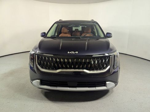 New 2026 Kia Carnival EX FWD image 2