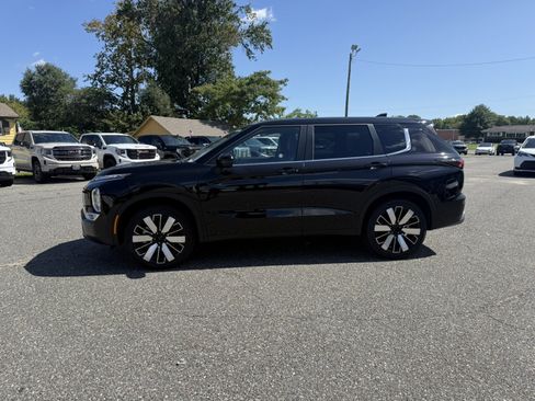 Used 2025 Mitsubishi Outlander SE AWD/4WD image 6