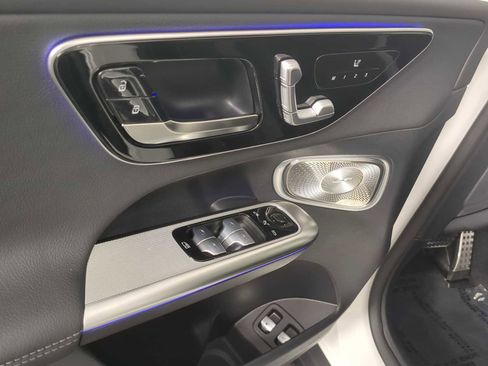 New 2026 Mercedes-Benz GLC 350e 4MATIC image 18