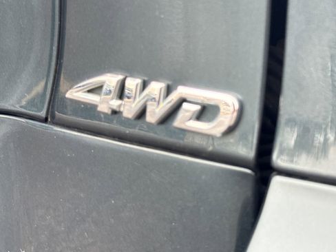 Used 2012 Toyota RAV4 4WD w/ Upgrade Value Pkg image 10