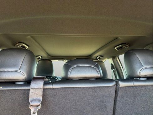 Used 2025 Jeep Compass Limited w/ Driver Assist Group I image 13