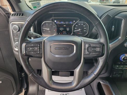 Used 2021 GMC Sierra 2500 Denali w/ Denali Ultimate Package AWD/4WD image 19