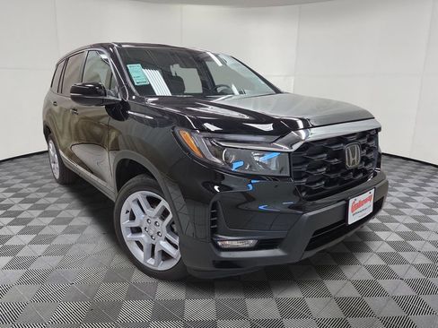 Used 2024 Honda Passport EX-L image 3