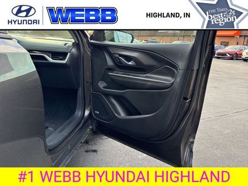 Used 2020 GMC Terrain SLT w/ Preferred Package image 23