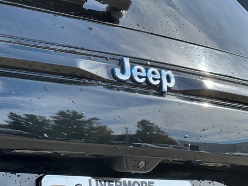 Used 2024 Jeep Grand Cherokee Limited 4xe AWD/4WD image 49