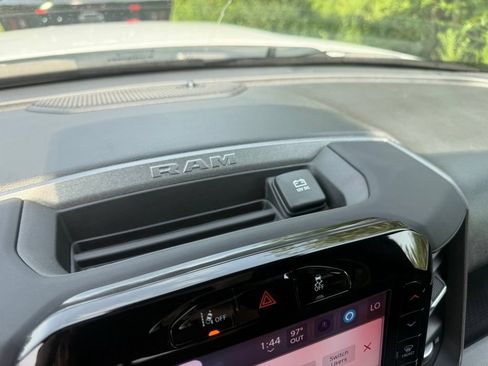 Used 2025 RAM 2500 Tradesman w/ Safety Group AWD/4WD image 25