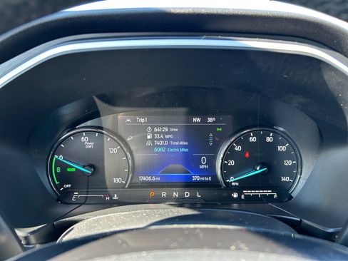 Used 2022 Ford Escape SE w/ Convenience Package image 19