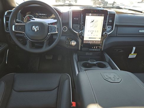New 2026 RAM 1500 Laramie AWD/4WD image 12