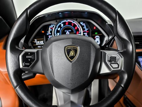 Used 2017 Lamborghini Aventador LP 700-4 AWD/4WD image 27