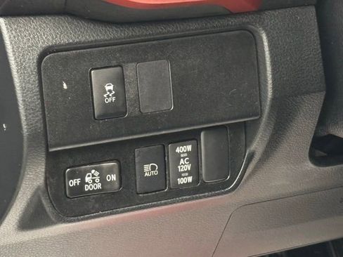 Used 2020 Toyota Tacoma TRD Sport w/ TRD Premium Sport Package image 17