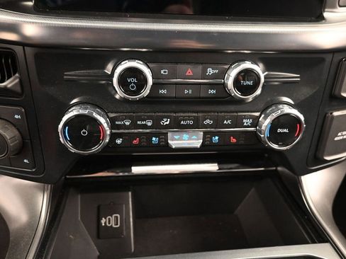 Used 2025 Ford F150 Lariat w/ Equipment Group 501A Mid AWD/4WD image 16