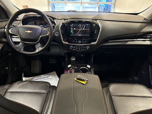 Used 2019 Chevrolet Traverse LT w/ LT Premium Package image 10