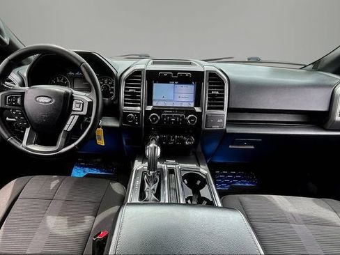 Used 2017 Ford F150 XLT w/ Equipment Group 302A Luxury AWD/4WD image 8