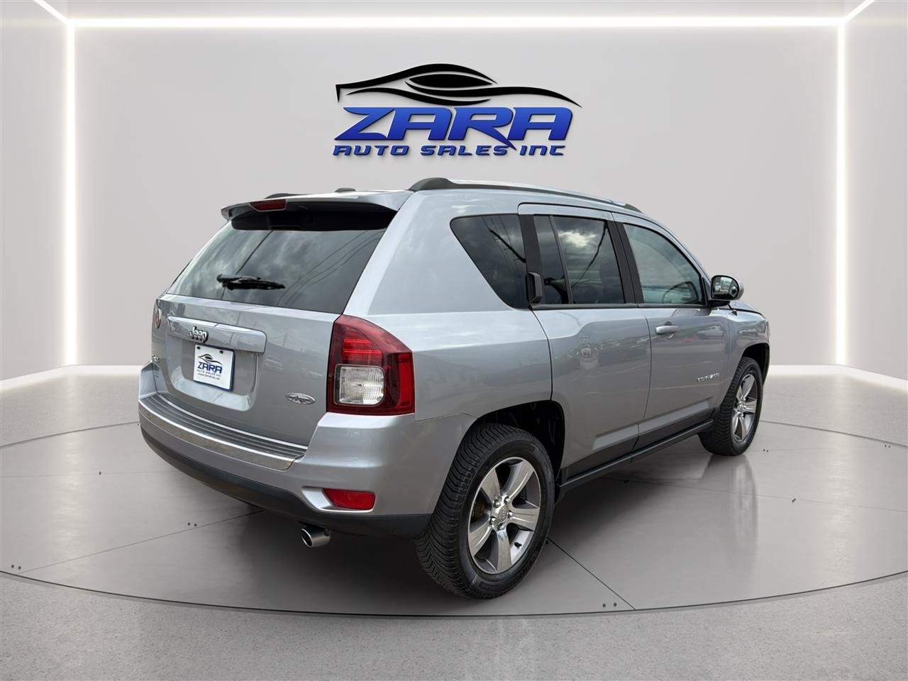 Used 2016 Jeep Compass High Altitude AWD/4WD image 7
