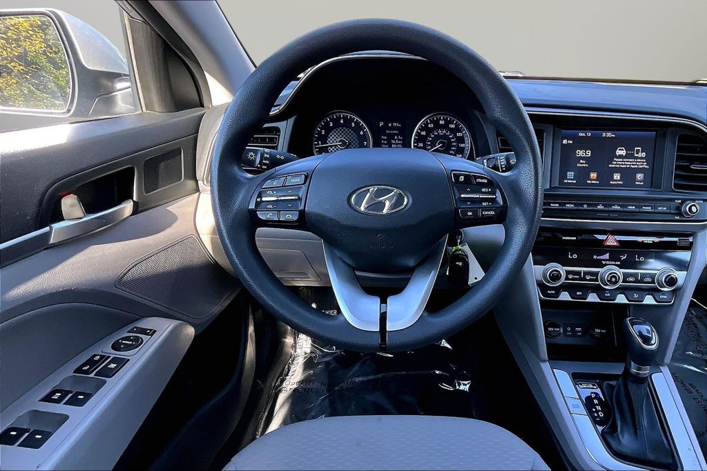Used 2020 Hyundai Elantra SEL FWD image 8