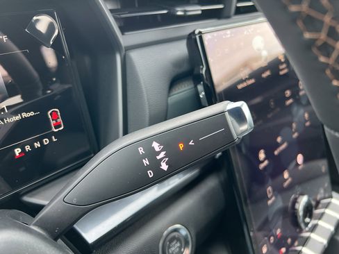 New 2026 GMC Terrain AT4 w/ Convenience Package III image 32