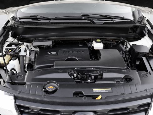 Used 2019 Nissan Pathfinder S AWD/4WD image 42