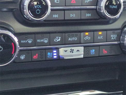 Used 2026 Ford F250 Lariat w/ Chrome Package image 27