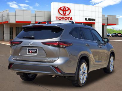 New 2026 Toyota Highlander Limited