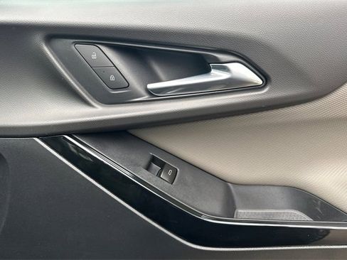 New 2026 Chevrolet Equinox LT w/ Convenience Package II image 23