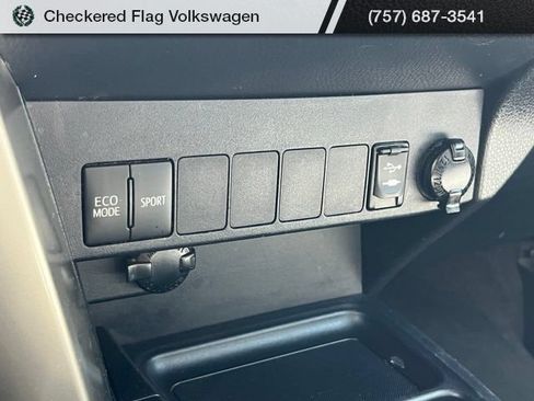 Used 2014 Toyota RAV4 XLE FWD image 42