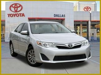 Used 2013 Toyota Camry LE FWD video 1