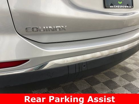 Used 2020 Chevrolet Equinox LT FWD image 12
