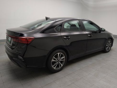 Used 2024 Kia Forte LXS image 10