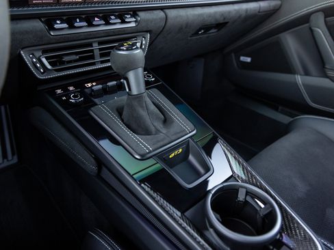 Certified 2022 Porsche 911 GT3 image 18