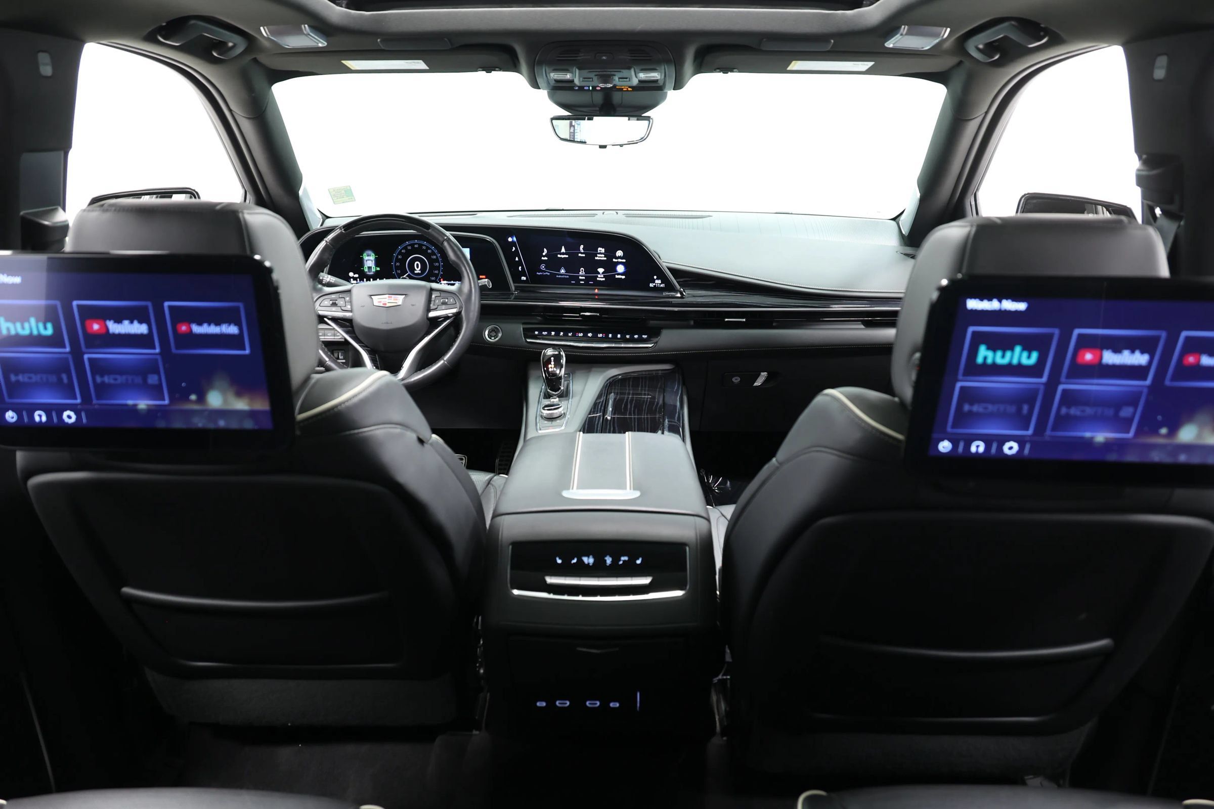 Used 2023 Cadillac Escalade ESV Sport w/ LPO, ONYX Package AWD/4WD image 25