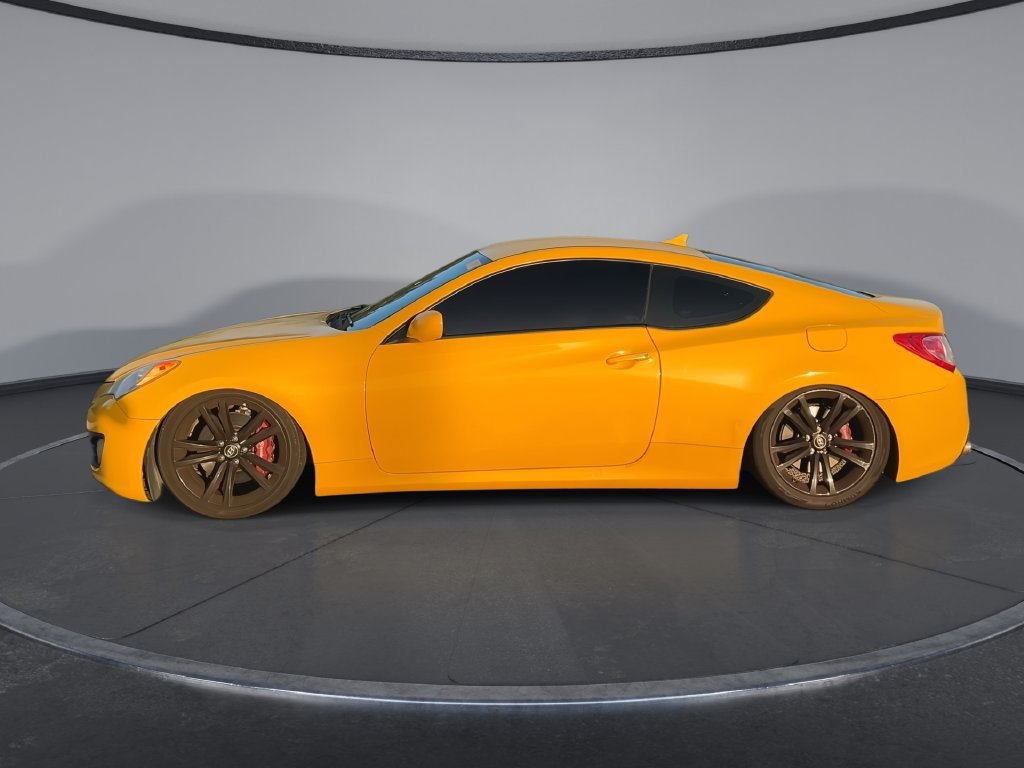 Used 2011 Hyundai Genesis 3.8 RWD image 5