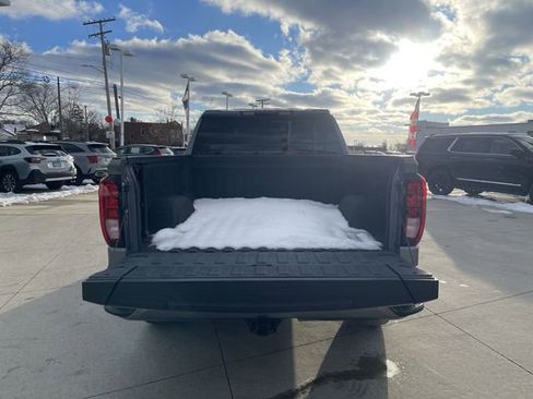 Used 2022 GMC Sierra 1500 Elevation image 23