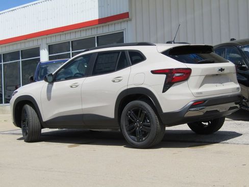 New 2026 Chevrolet Trax ACTIV w/ Driver Confidence Package FWD image 10