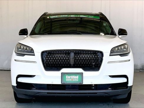 Used 2022 Lincoln Aviator Reserve w/ Equipment Group 201A AWD/4WD image 2