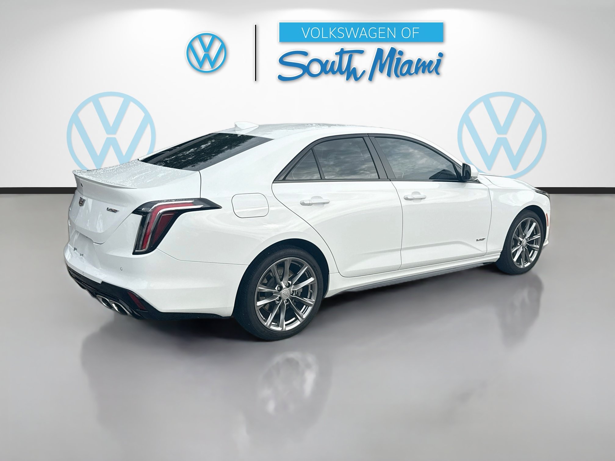 Used 2020 Cadillac CT4 V w/ Climate Package AWD/4WD image 7